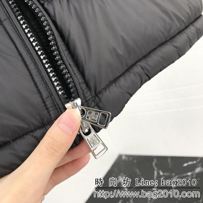 MONCLER蒙口 18SS秋冬新款 經典雙標 男款羽絨馬甲 ydi1510